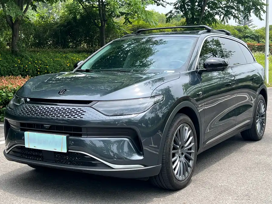 Leapmotor C11