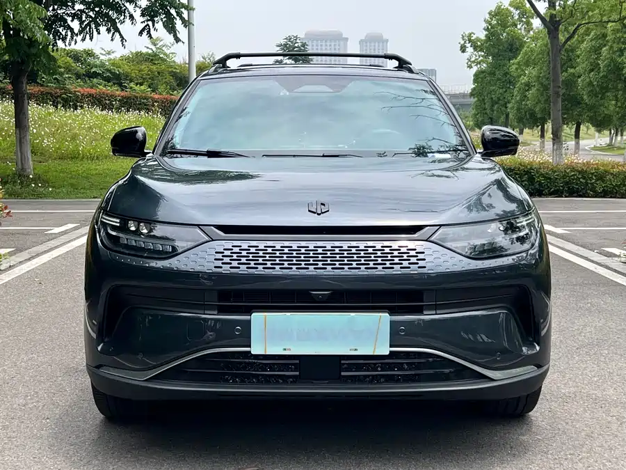 Leapmotor C11