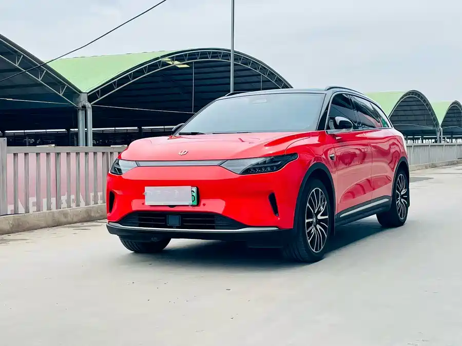 Leapmotor C11
