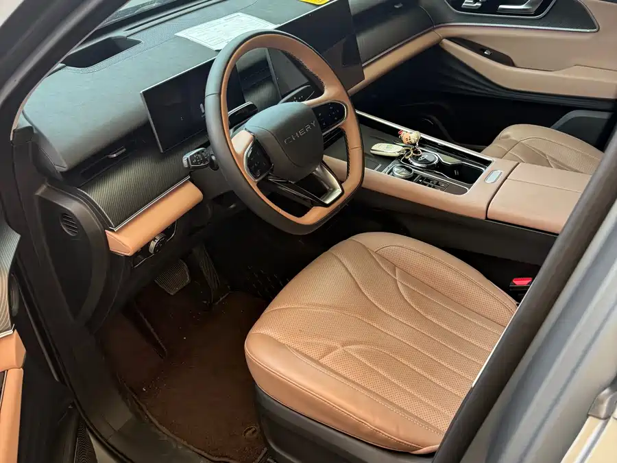 Chery Tiggo 8L