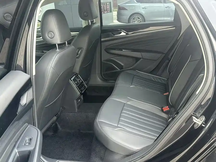 Volkswagen Passat plug-in hybrid