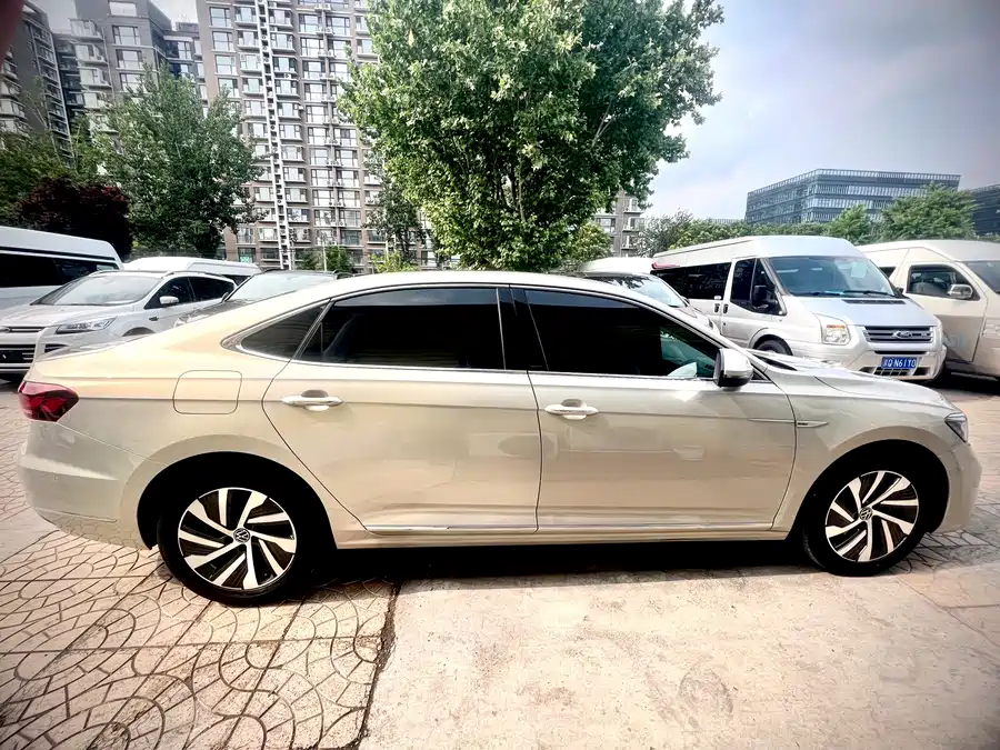 Volkswagen Passat plug-in hybrid
