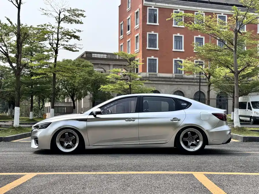 MG 6
