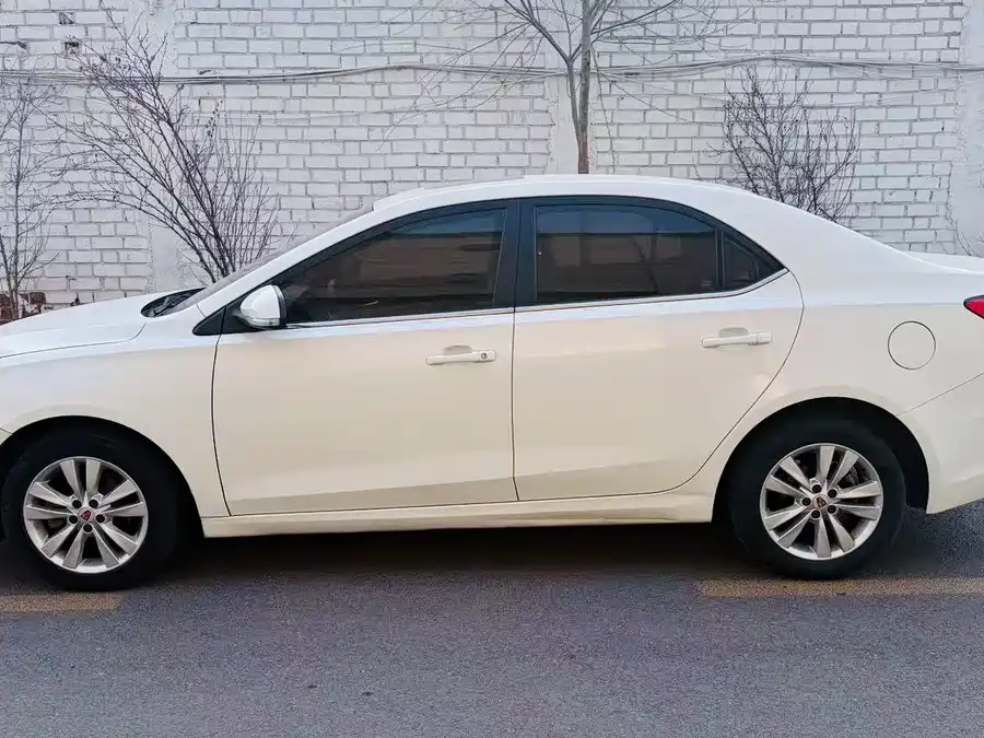 Roewe 360