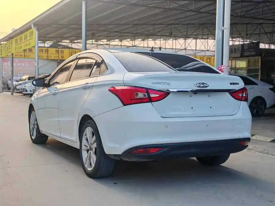 Chery Arrizo 5