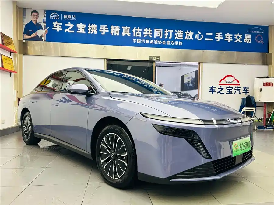 Nissan N6