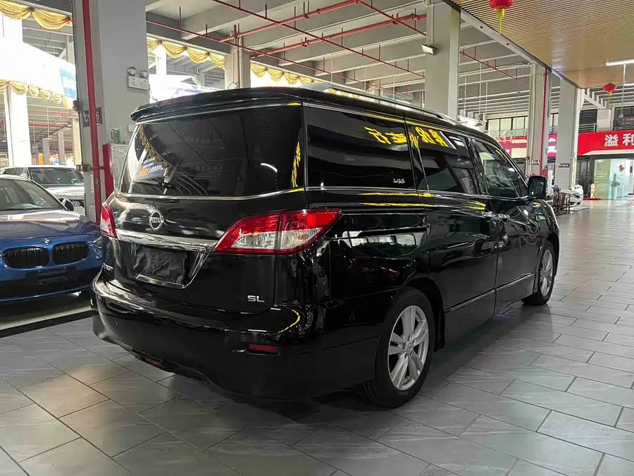 Nissan Quest