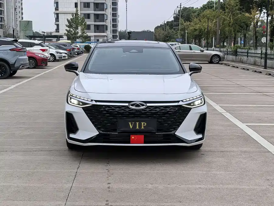 Chery Arrizo 8