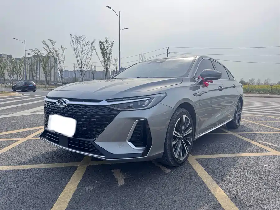 Chery Arrizo 8