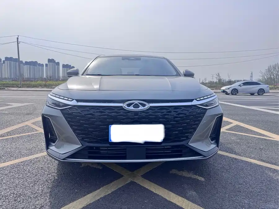Chery Arrizo 8