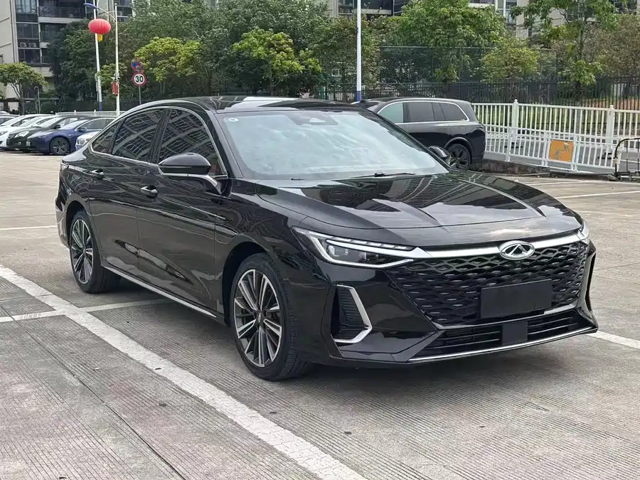 Chery Arrizo 8