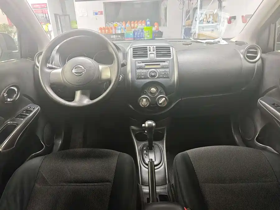 Nissan Sunny
