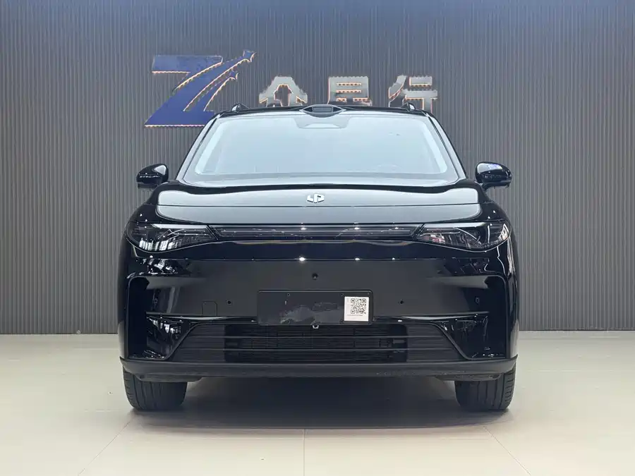 Leapmotor C16