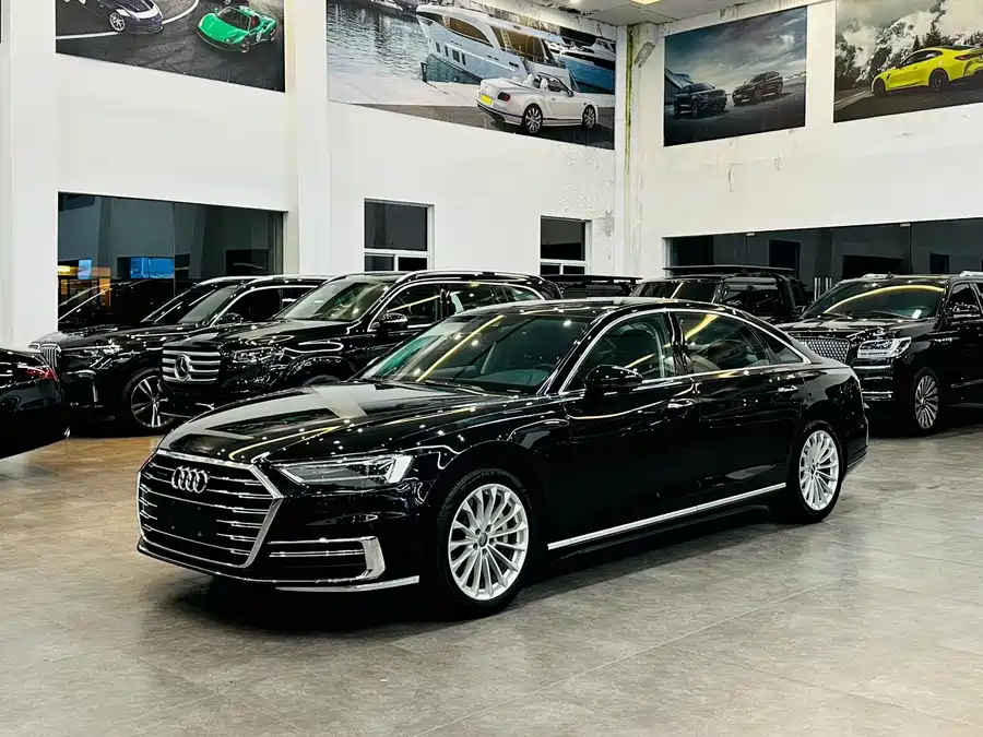 Audi A8