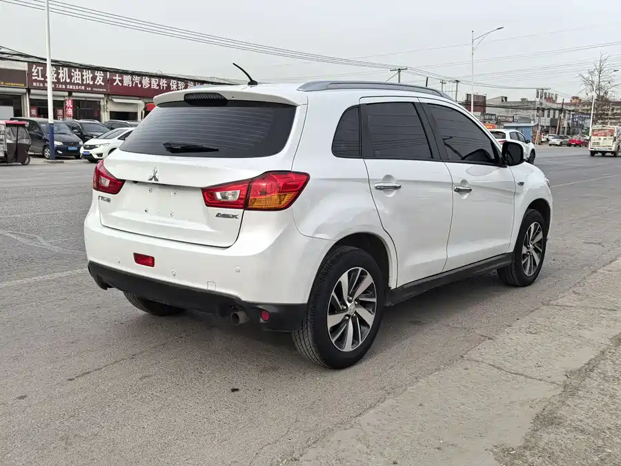 Mitsubishi ASX