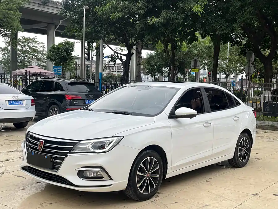 Roewe i5