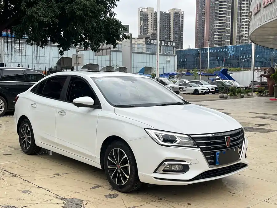 Roewe i5