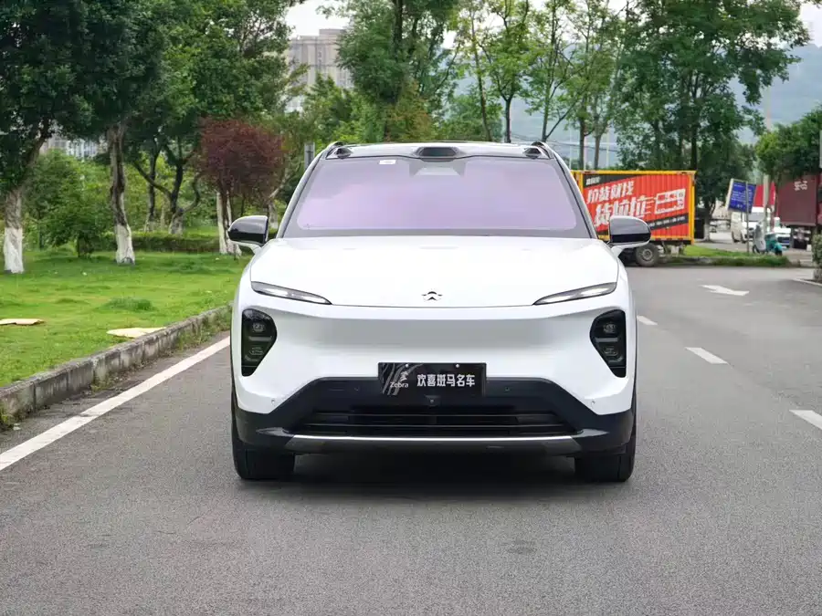 NIO ES7