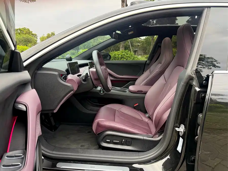NIO ET5T