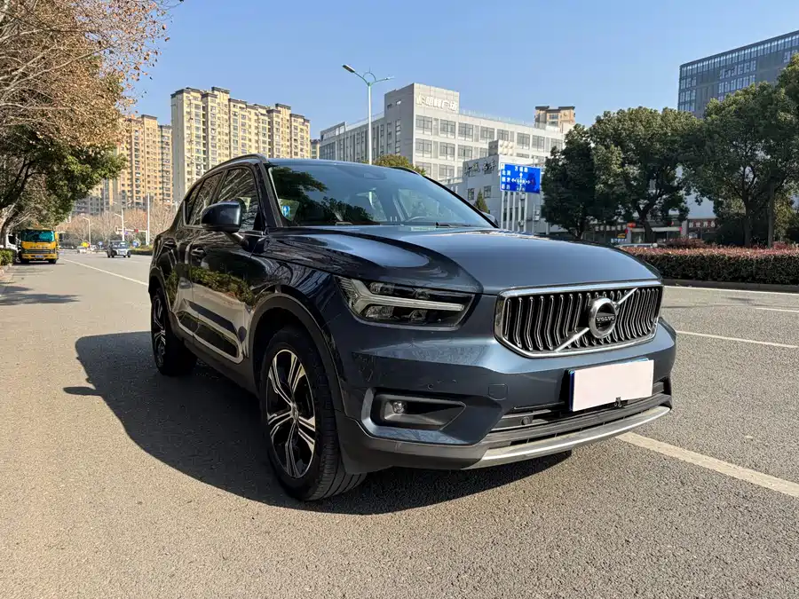 Volvo XC40