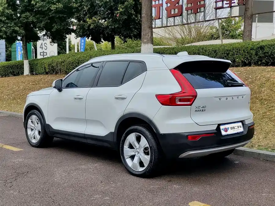 Volvo XC40