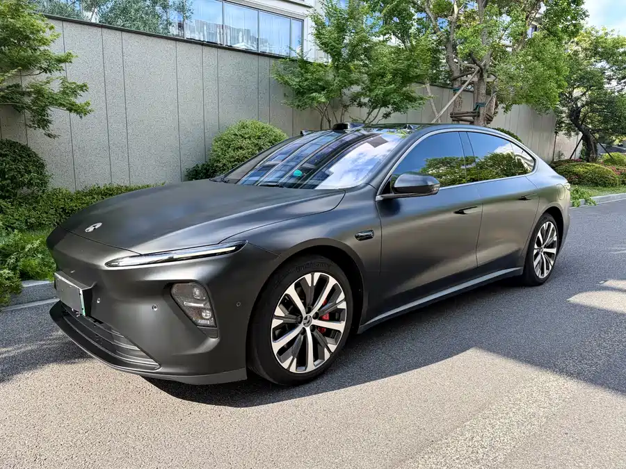 NIO ET7