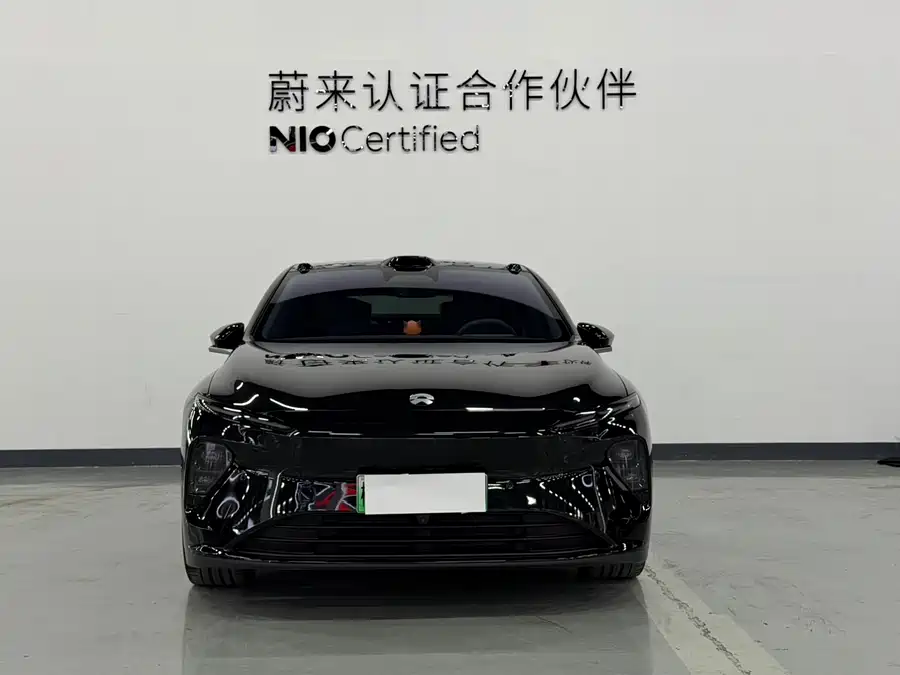 NIO ET7