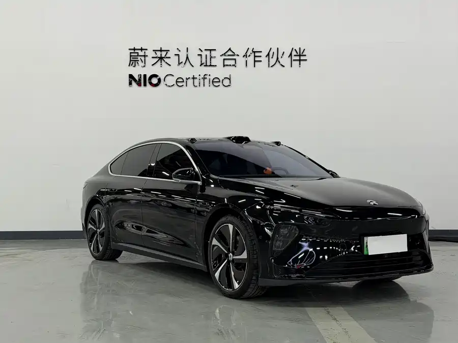 NIO ET7