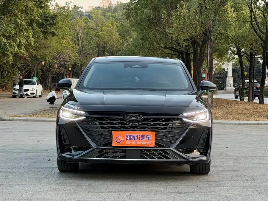 Chery Arrizo 8