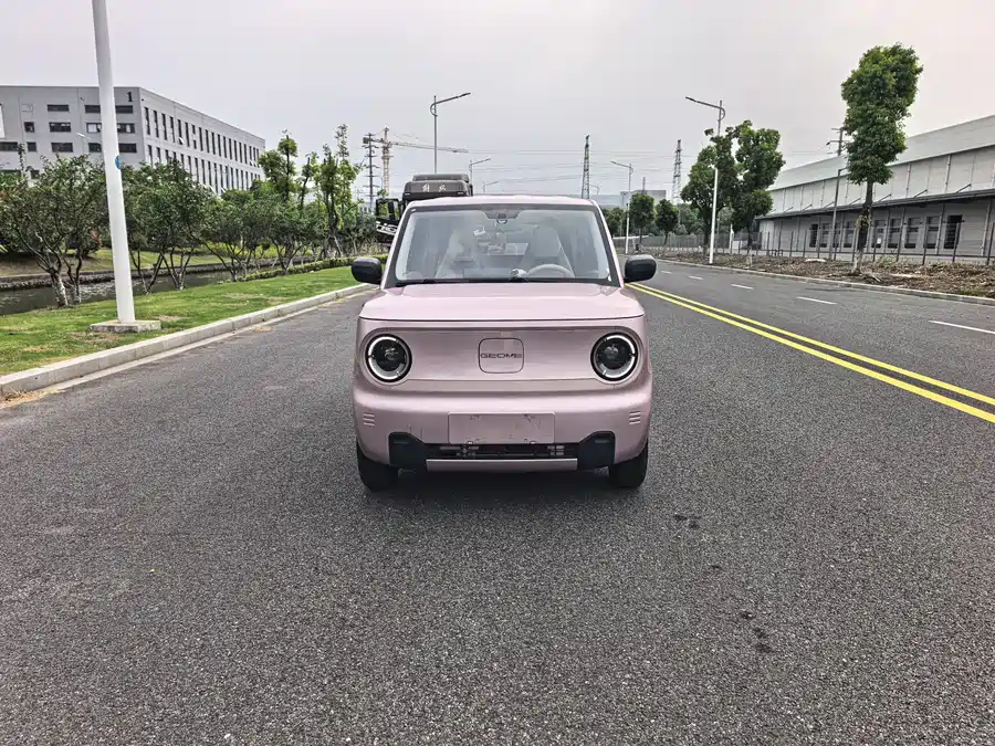 Geely Panda