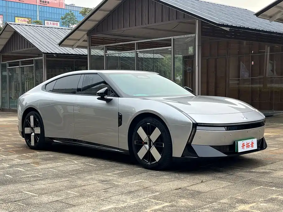 Xpeng P7