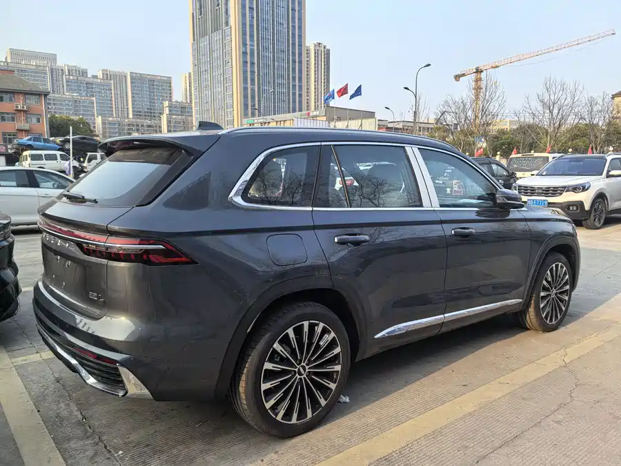Geely Xingyue L