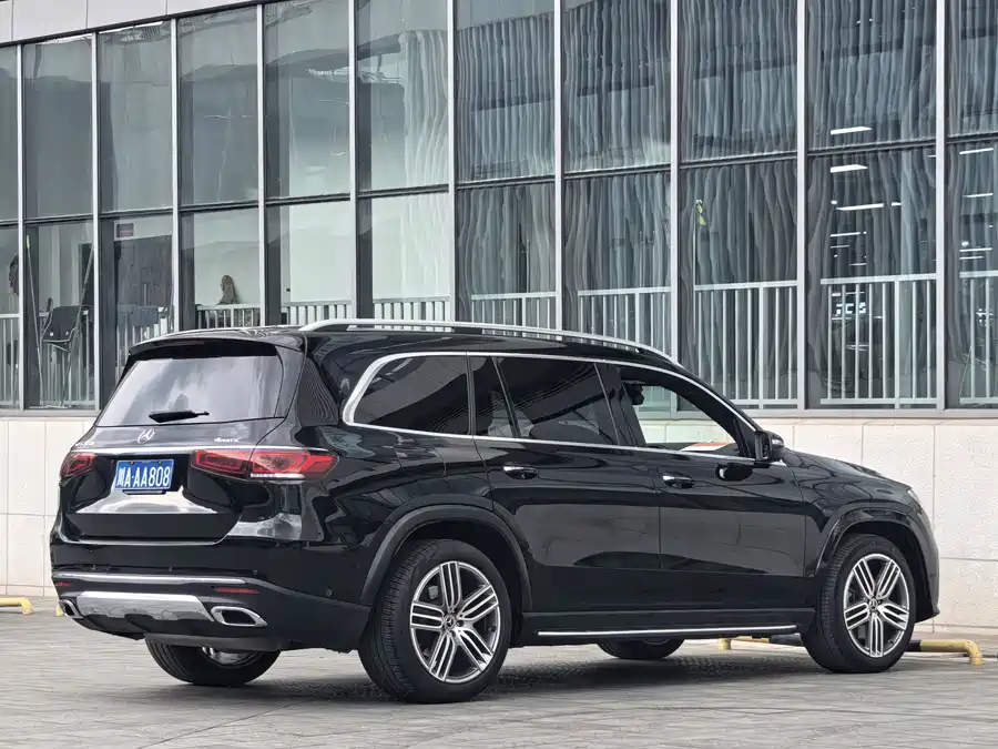 Mercedes Benz GLS