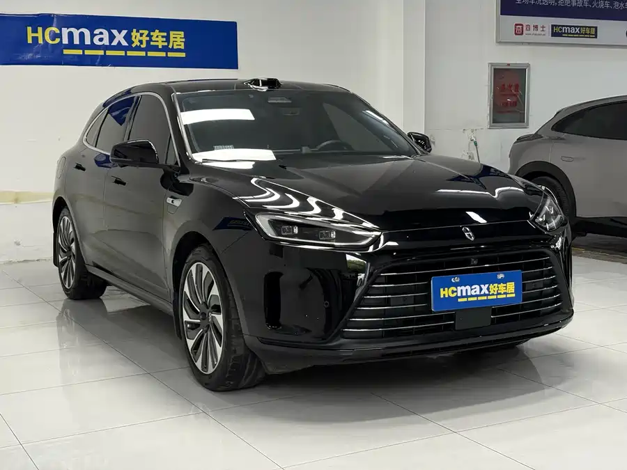 AITO Wenjie M5