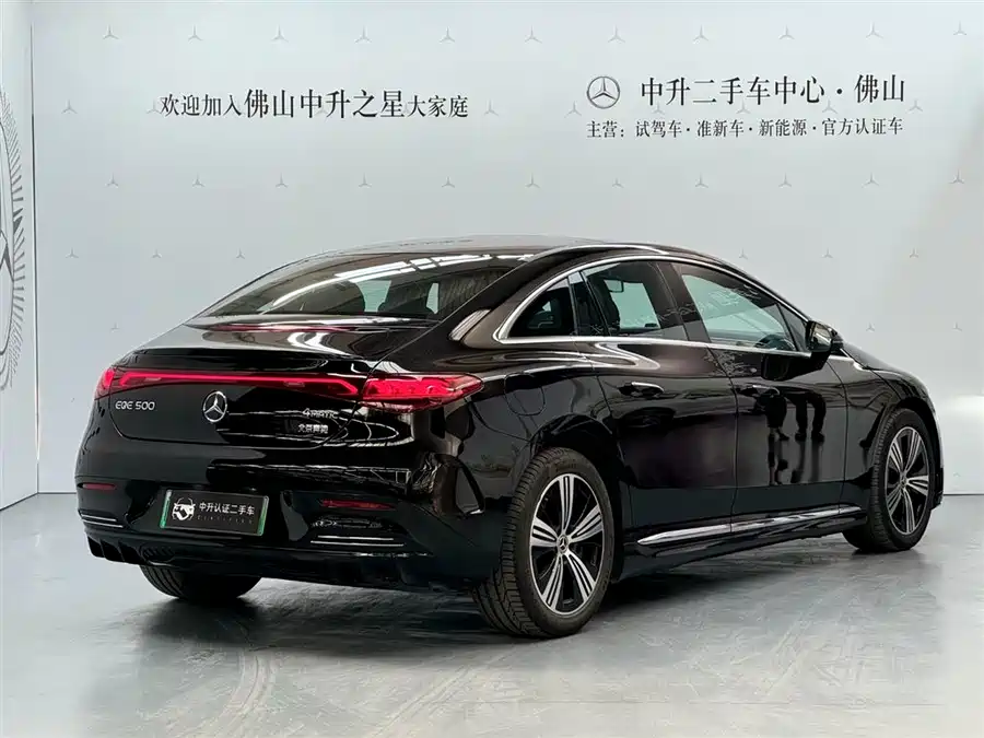 Mercedes Benz EQE