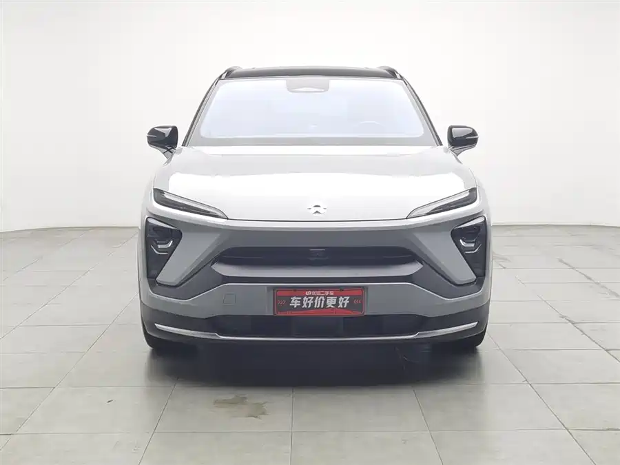 NIO ES6