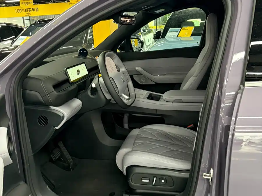 NIO EC6