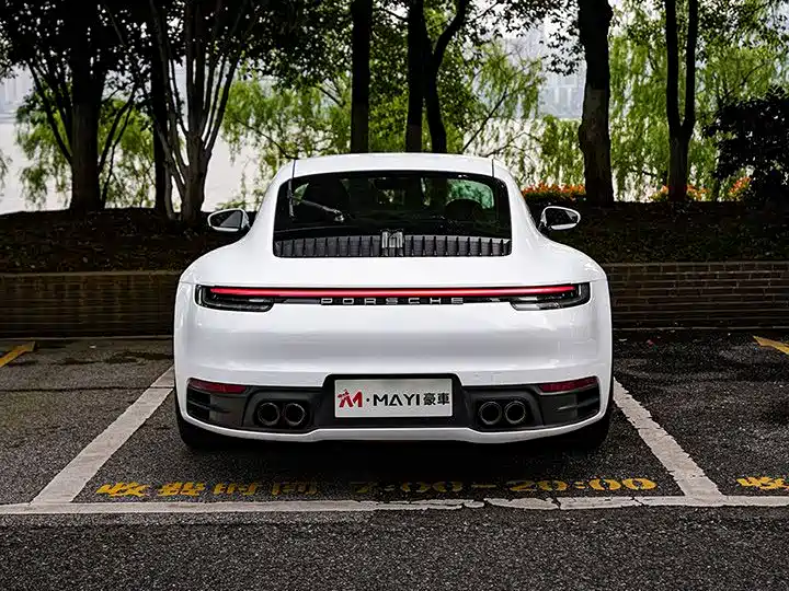 Porsche 911