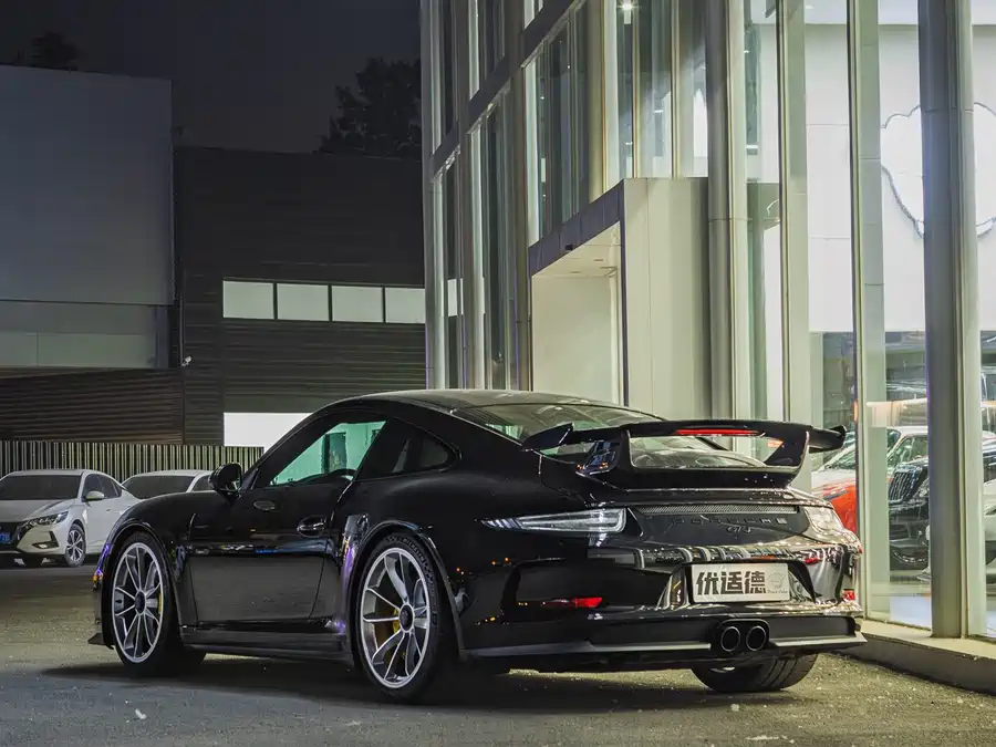 Porsche 911