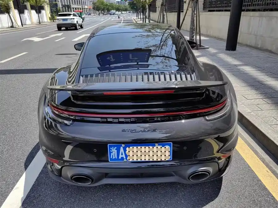 Porsche 911