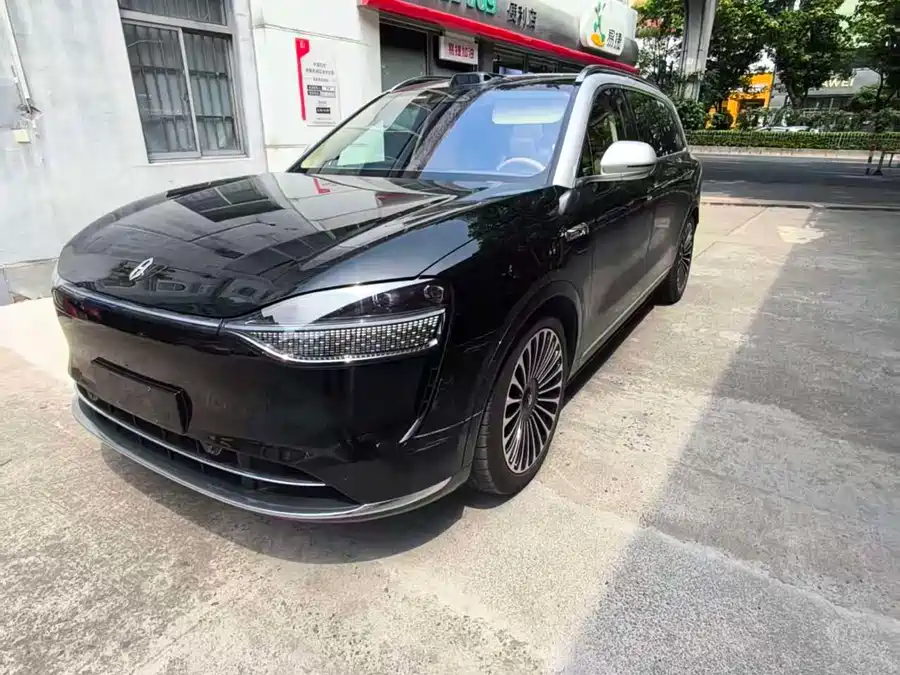 AITO Wenjie M9