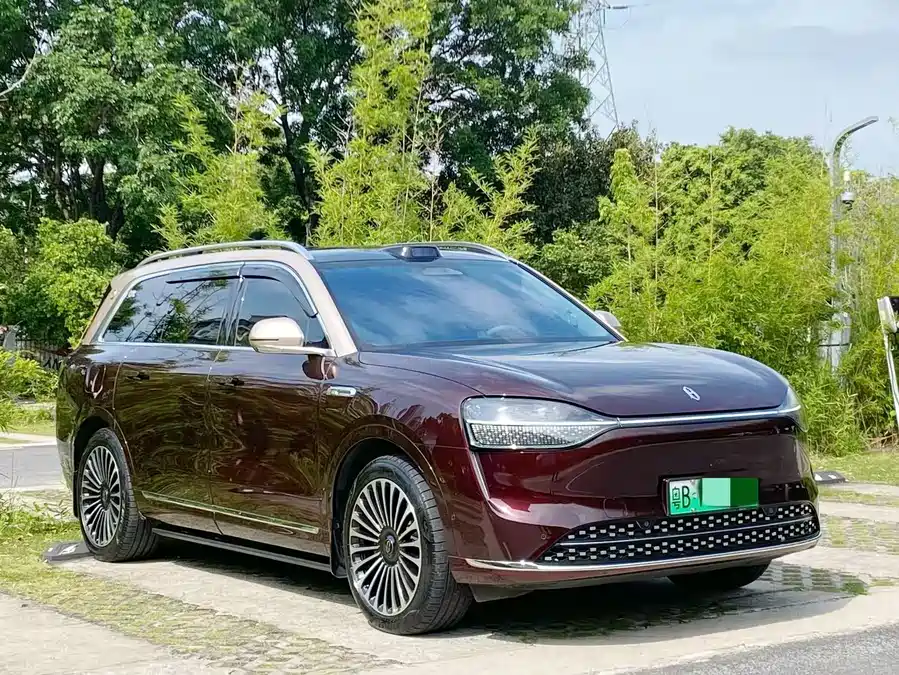 AITO Wenjie M9