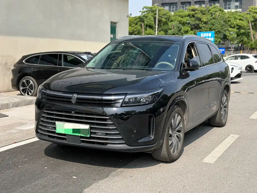 AITO Wenjie M7