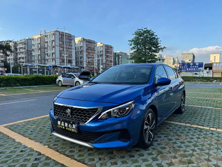 Peugeot 408