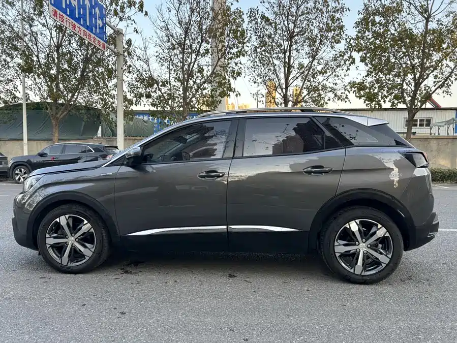 Peugeot 4008