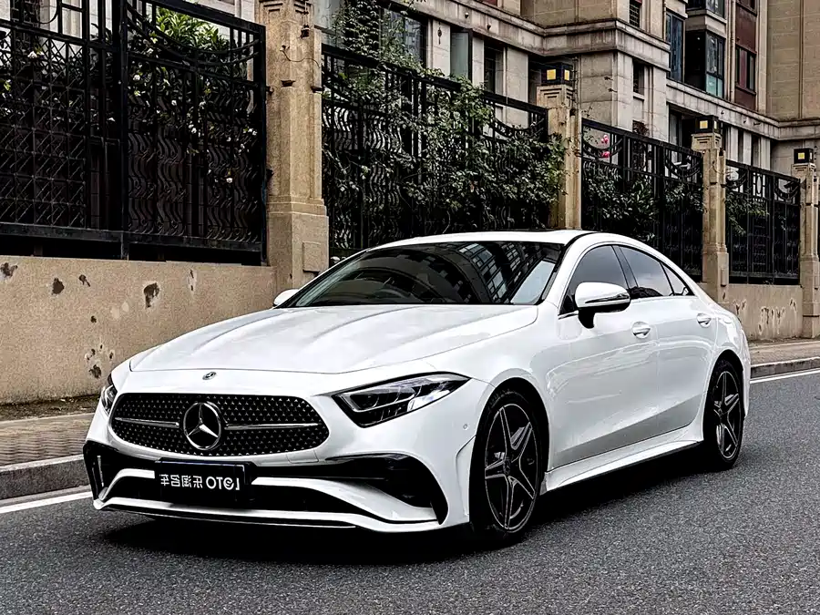 Mercedes Benz CLS