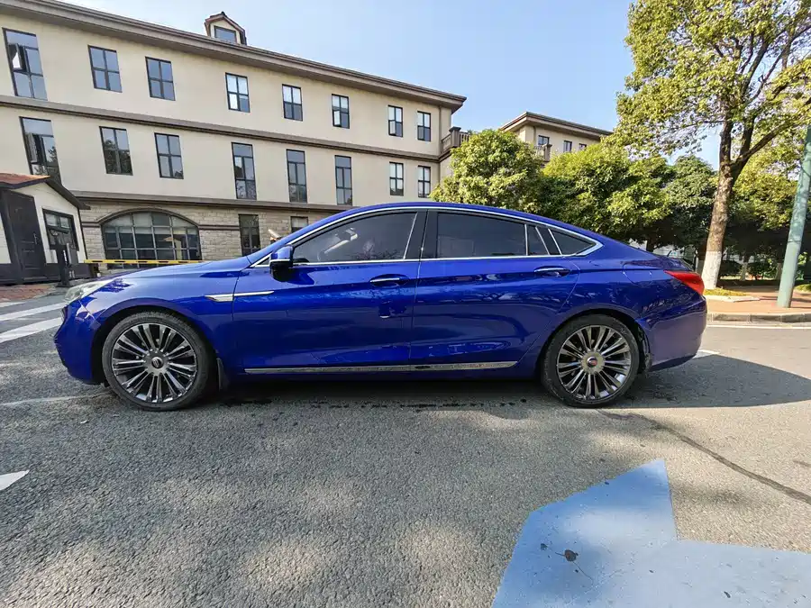 Hongqi H5