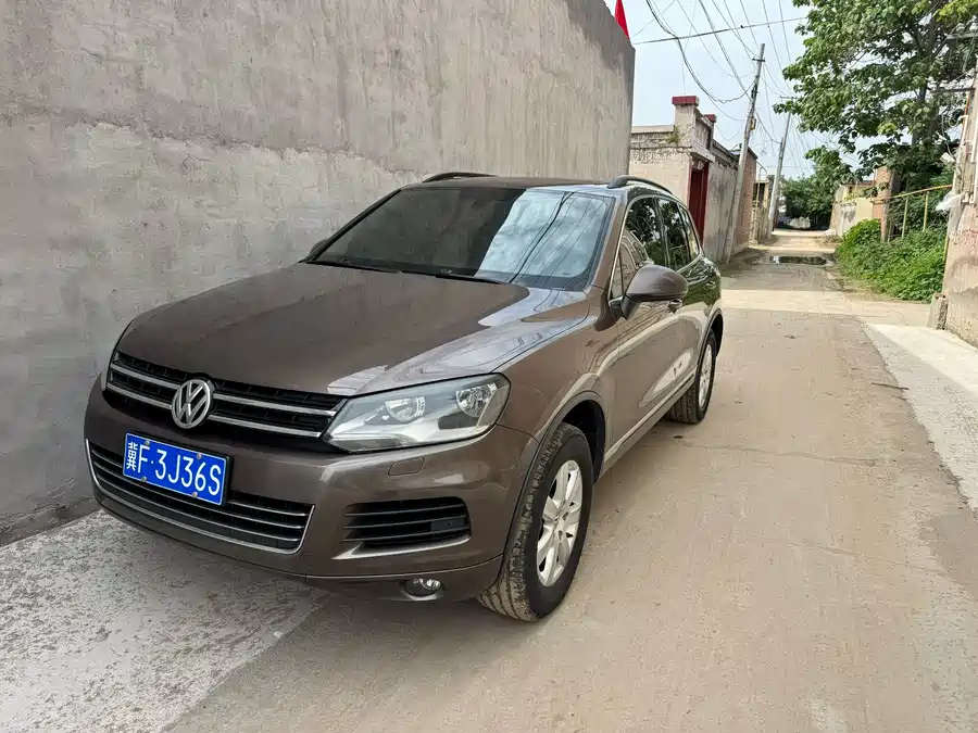 Volkswagen Touareg