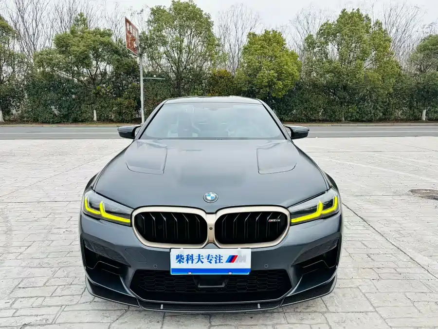 BMW M5