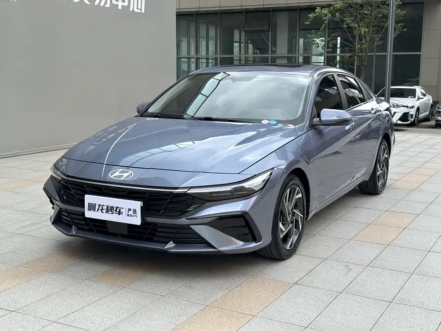 Hyundai Elantra